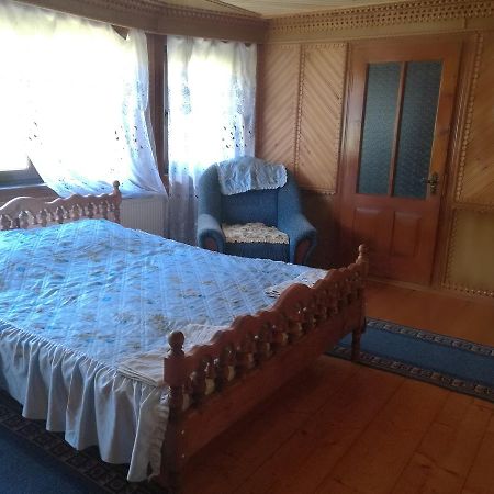 Вилла Gutsulska Oselya Krivopol'ye Экстерьер фото