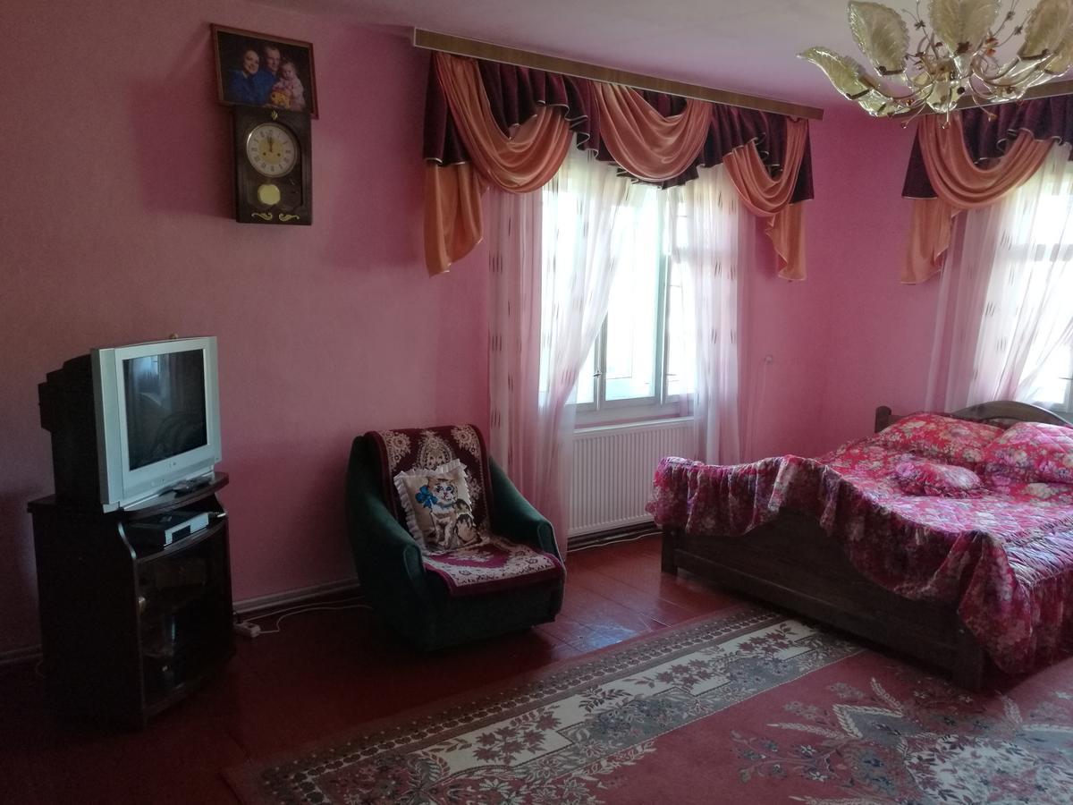 Вилла Gutsulska Oselya Krivopol'ye Экстерьер фото