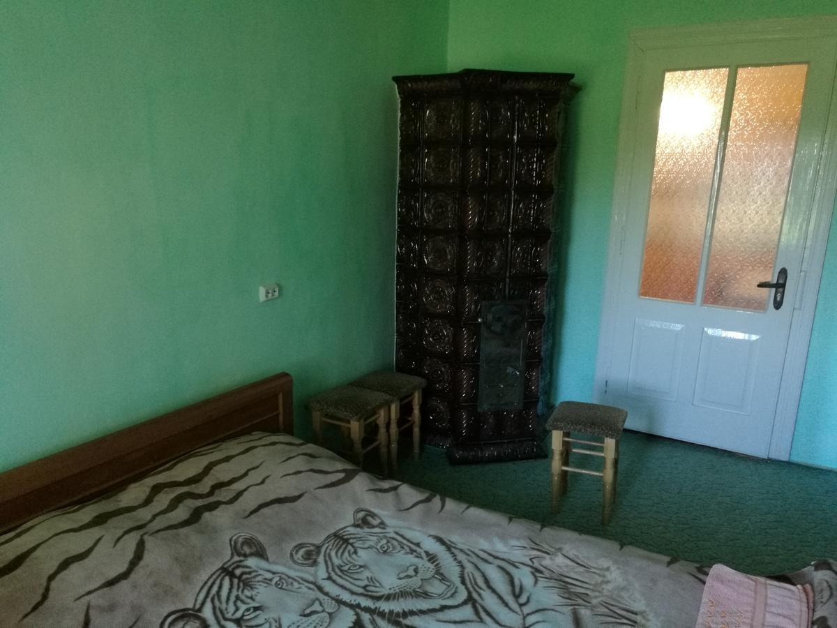 Вилла Gutsulska Oselya Krivopol'ye Экстерьер фото
