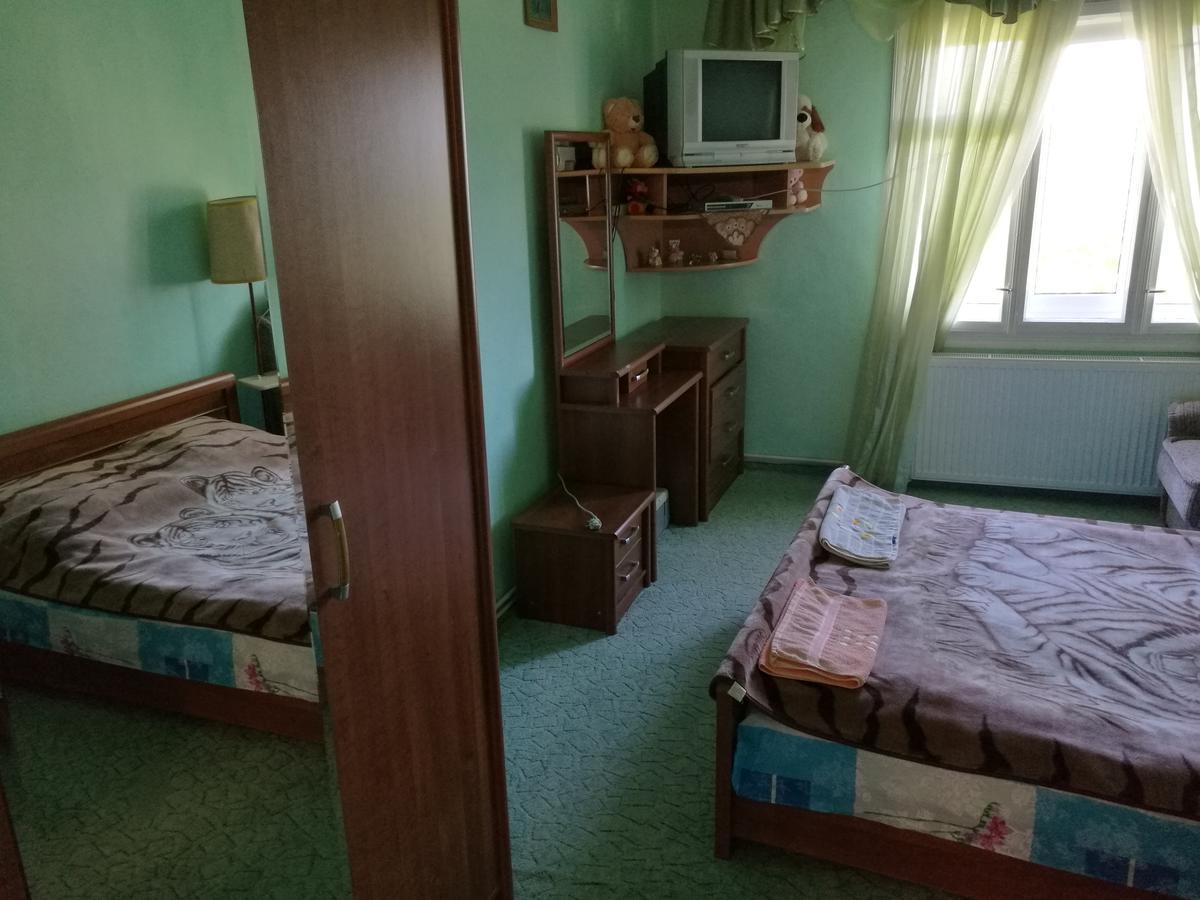 Вилла Gutsulska Oselya Krivopol'ye Экстерьер фото